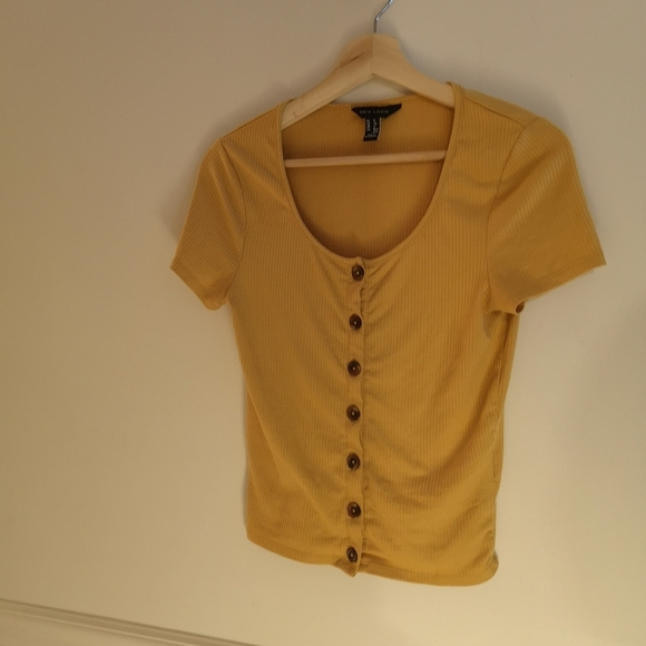 Mustard top - Picture 1 of 6